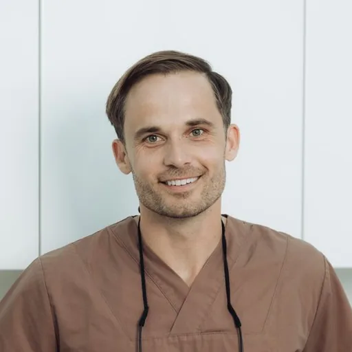 Dr. Manuel Rammer-Viden